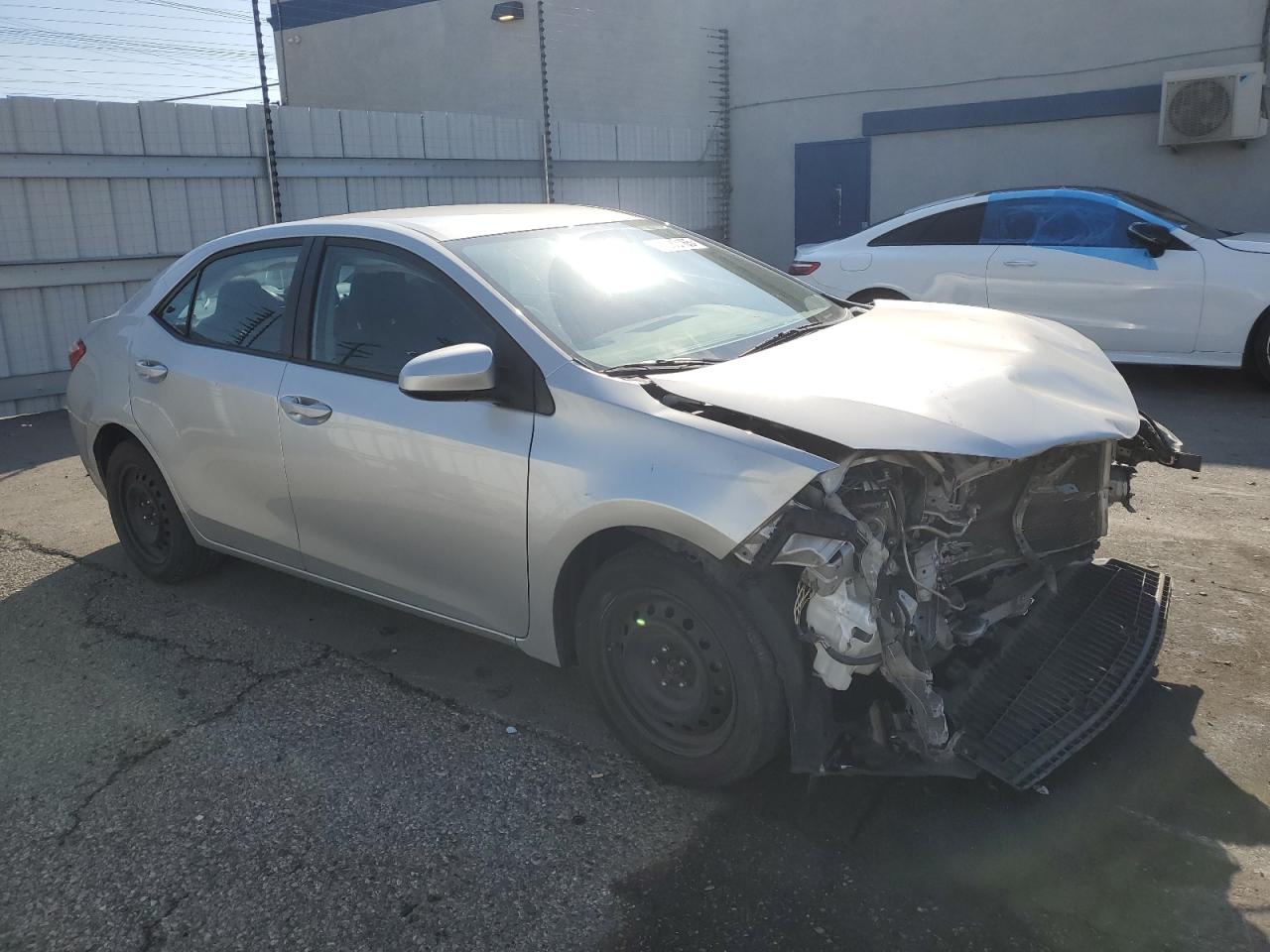 2019 Toyota Corolla VIN 2T1BURHE7KC182516 Copart auction photo, front end damage thumbnail 4