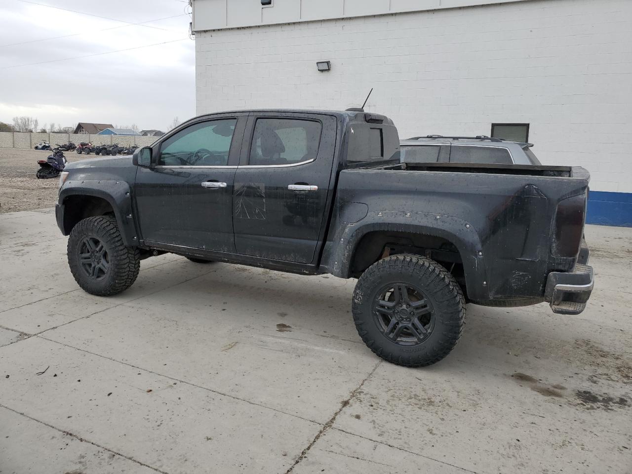2016 Chevrolet Colorado VIN 1GCPTCE19G1394336 Copart auction photo, minor dent/scratches / mechanical damage thumbnail 2