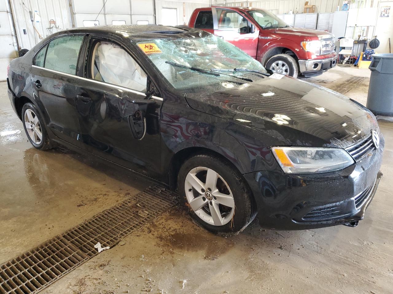 2014 Volkswagen Jetta VIN 3VWLL7AJ9EM392823 Copart auction photo, rollover damage thumbnail 4