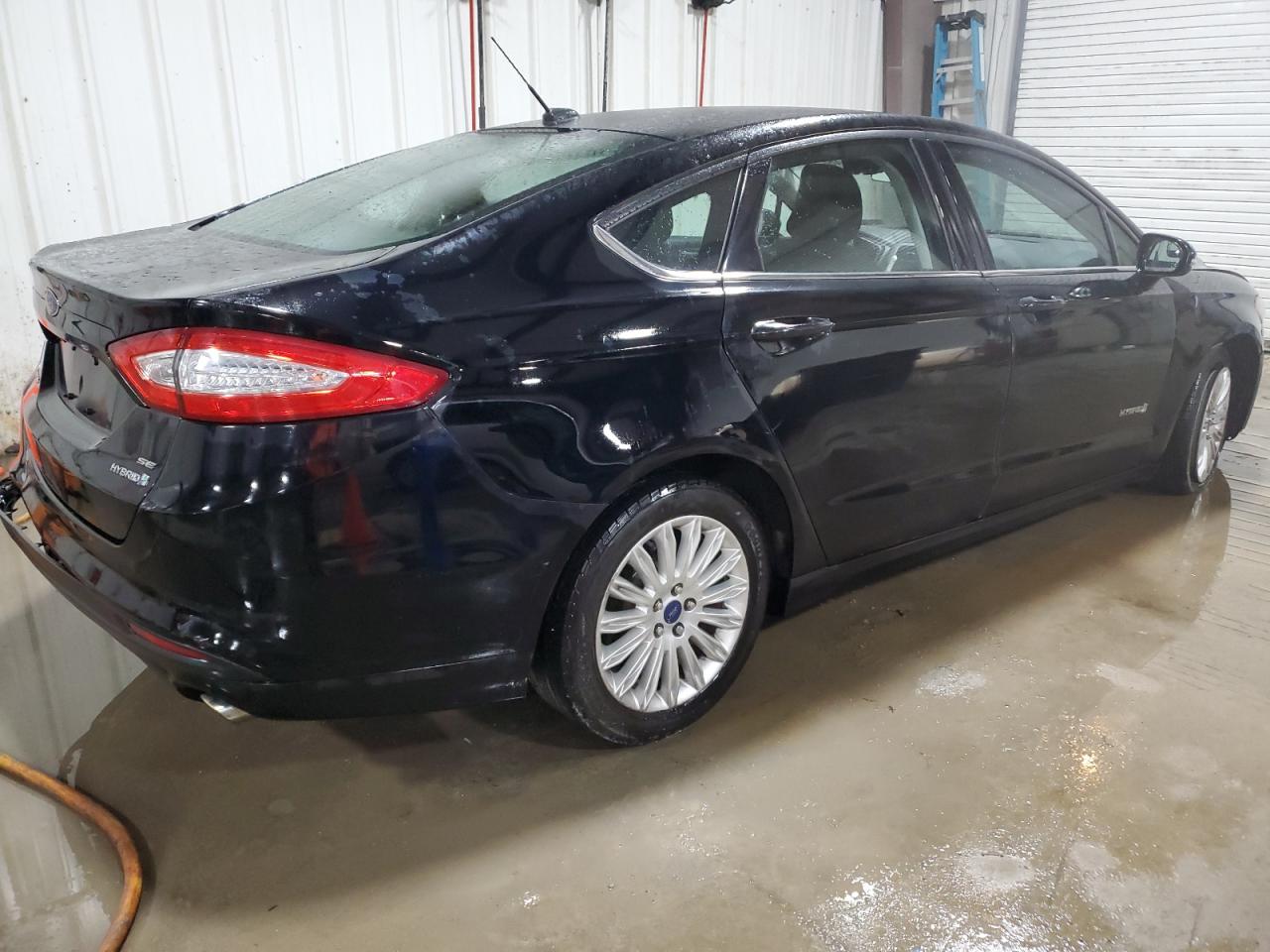 2016 Ford Fusion VIN 3FA6P0LU1GR198821 Copart auction photo, front end damage thumbnail 3