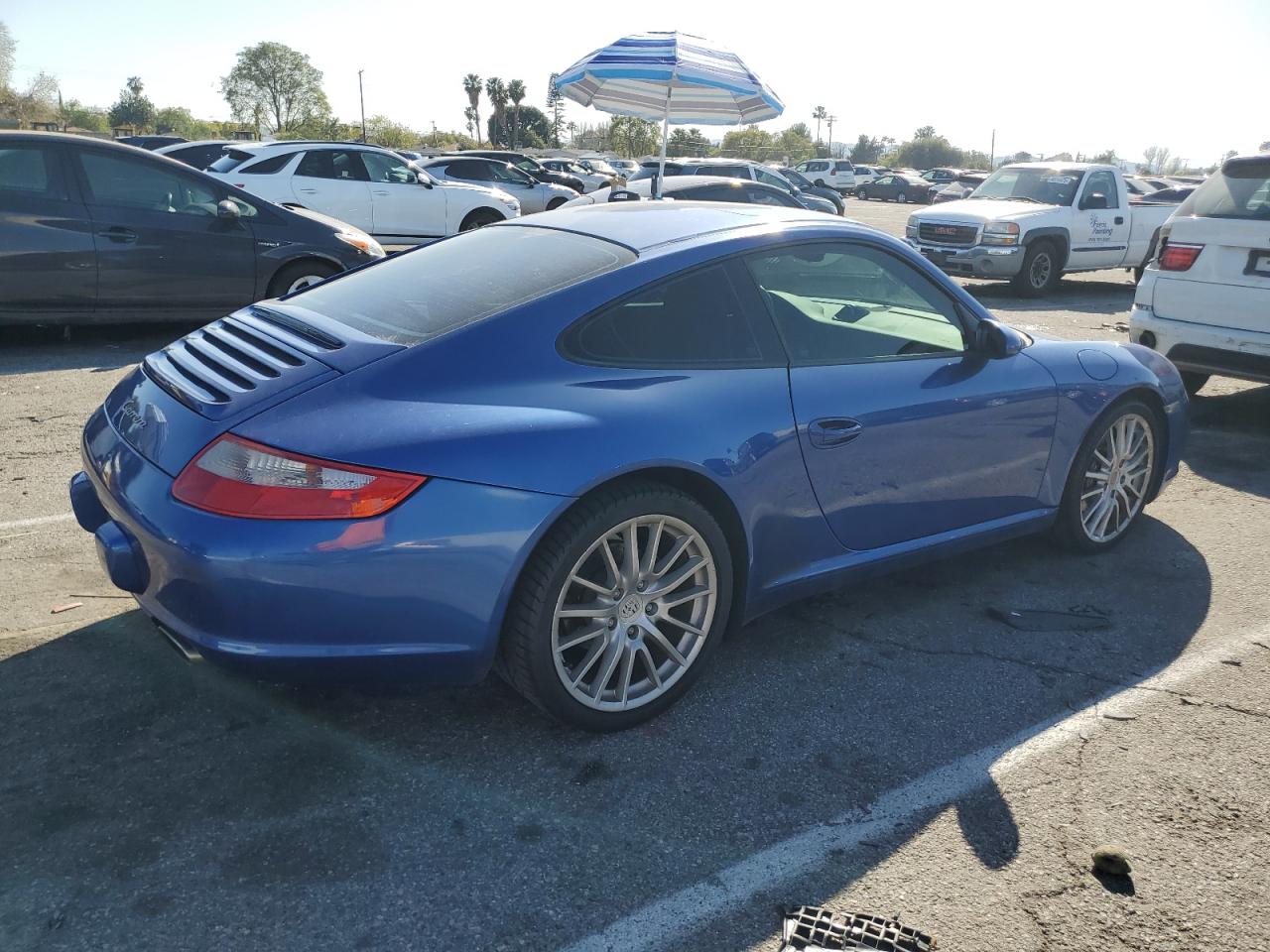 2005 Porsche 911 VIN WP0AA299X5S715913 Copart auction photo, burn / minor dent/scratches damage thumbnail 3
