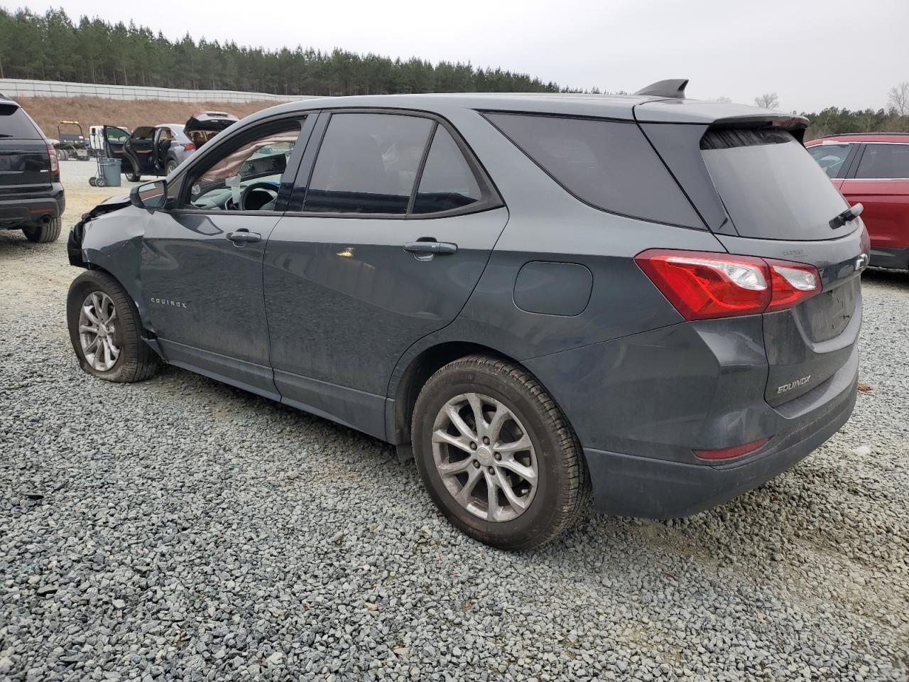 2019 Chevrolet Equinox VIN 3GNAXHEV8KS572245 Copart auction photo, all over damage thumbnail 2