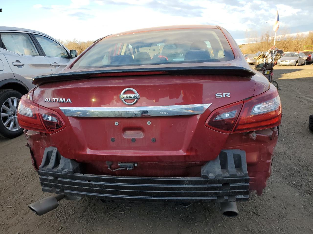 2017 Nissan Altima VIN 1N4AL3AP2HC233211 Copart auction photo, rear end / side damage thumbnail 6