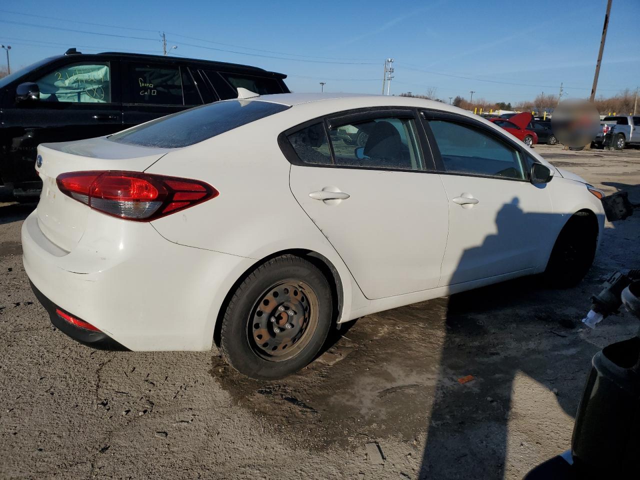 2017 KIA Forte VIN 3KPFK4A74HE031083 Copart auction photo, front end / minor dent/scratches damage thumbnail 3
