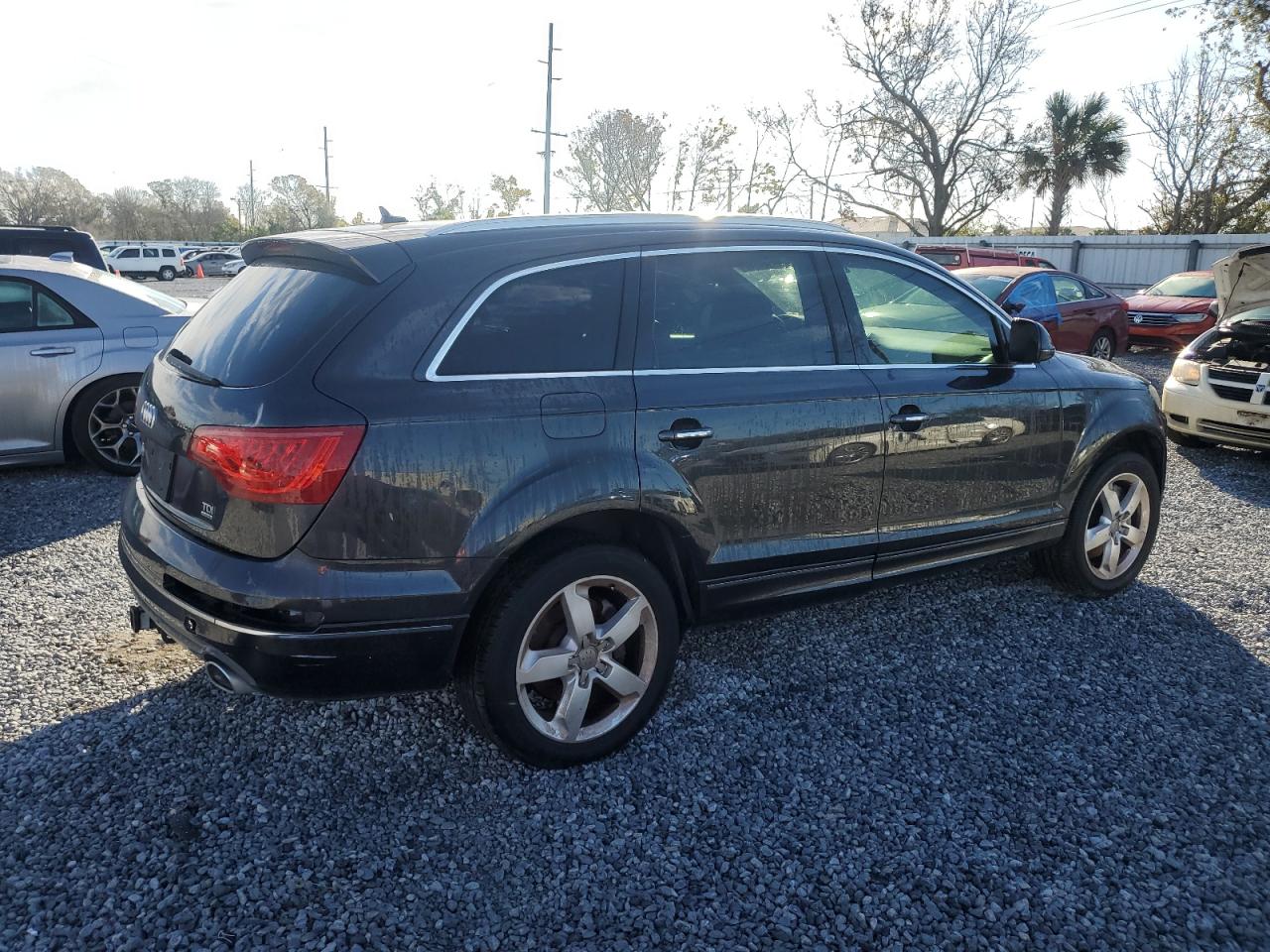 2014 Audi Q7 VIN WA1CMAFE9ED011907 Copart auction photo, front end / rear end damage thumbnail 3