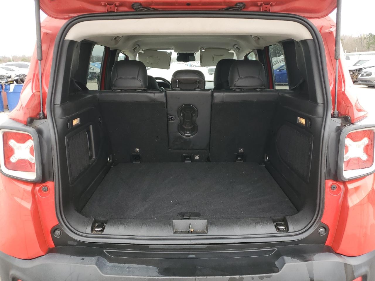 2015 Jeep Renegade VIN ZACCJADT6FPB89390 Copart auction photo, vandalism damage thumbnail 6