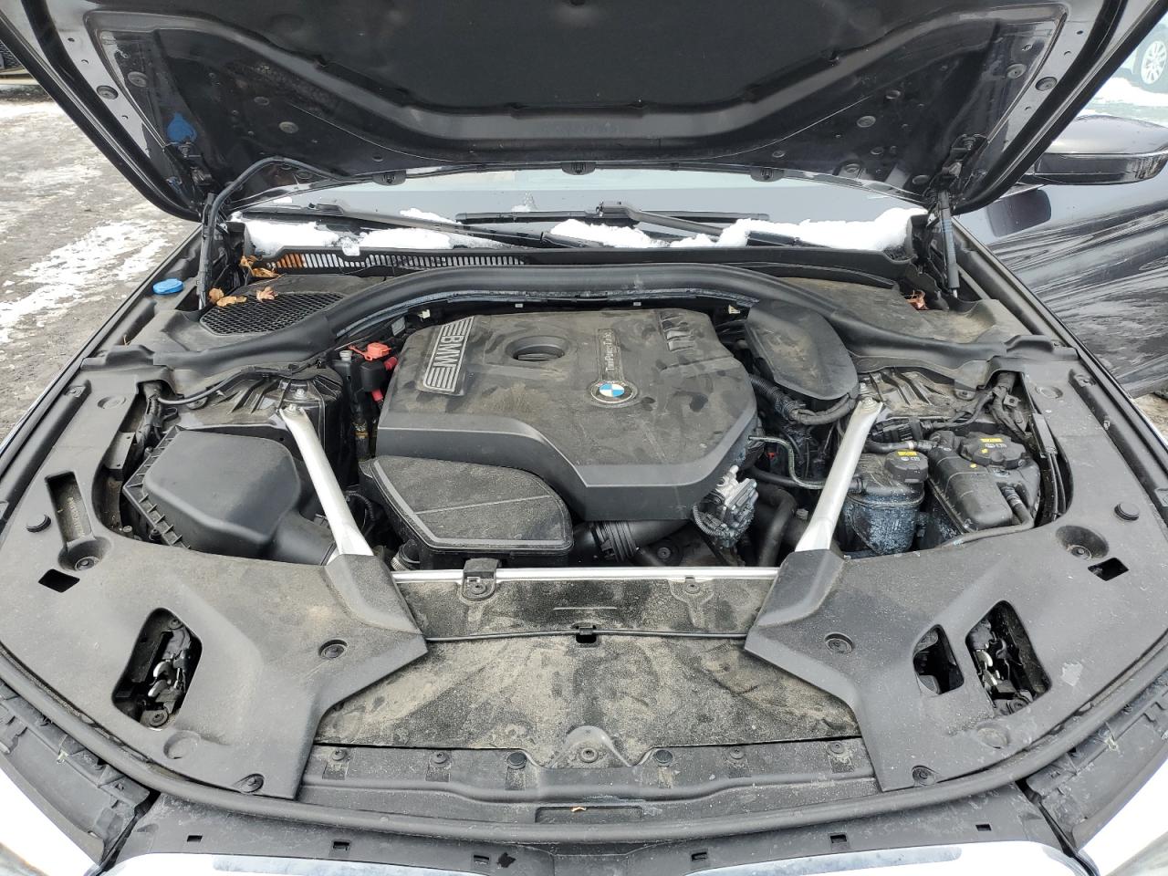 2019 BMW 5er VIN WBAJA7C52KWW22601 Copart auction photo, rear end / minor dent/scratches damage thumbnail 13