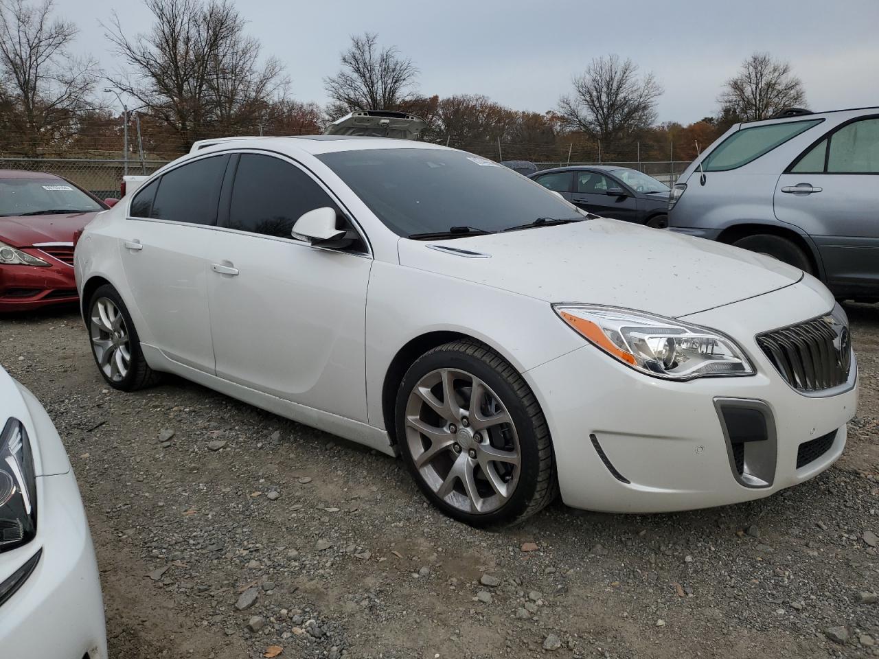 2017 Buick Regal VIN 2G4GU5GX1H9111964 Copart auction photo, front end / rear end damage thumbnail 4