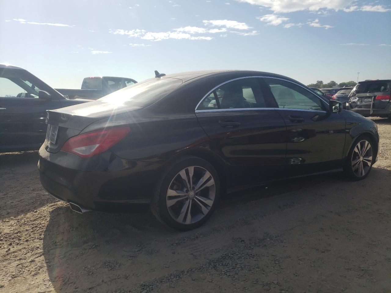 2015 Mercedes-Benz CLA-klasse VIN WDDSJ4EB3FN190174 Copart auction photo, minor dent/scratches damage thumbnail 3