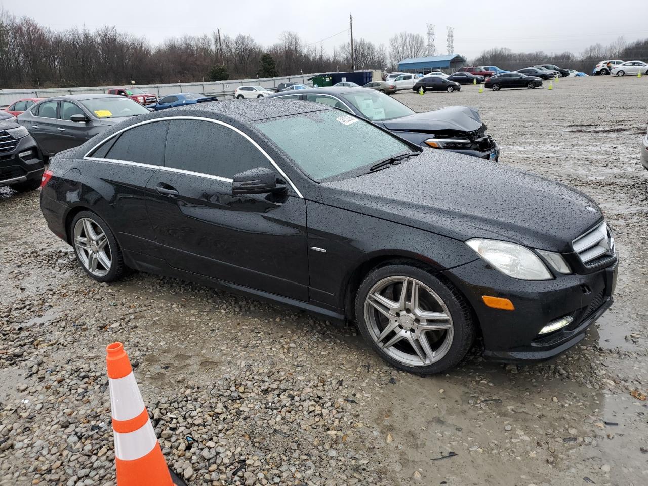 2012 Mercedes-Benz E-klasse VIN WDDKJ7DB3CF149584 Copart auction photo, minor dent/scratches damage thumbnail 4