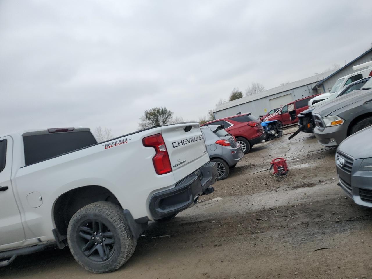 2019 Chevrolet Silverado VIN 1GCPYCEF2KZ410304 Copart auction photo, front end damage thumbnail 2