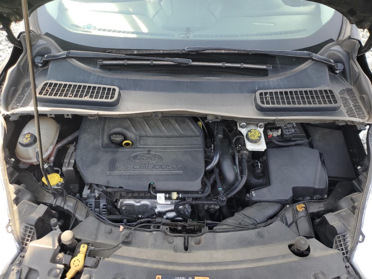 2018 Ford Escape VIN 1FMCU0GD0JUB95274 Copart auction photo, side / front end damage thumbnail 13