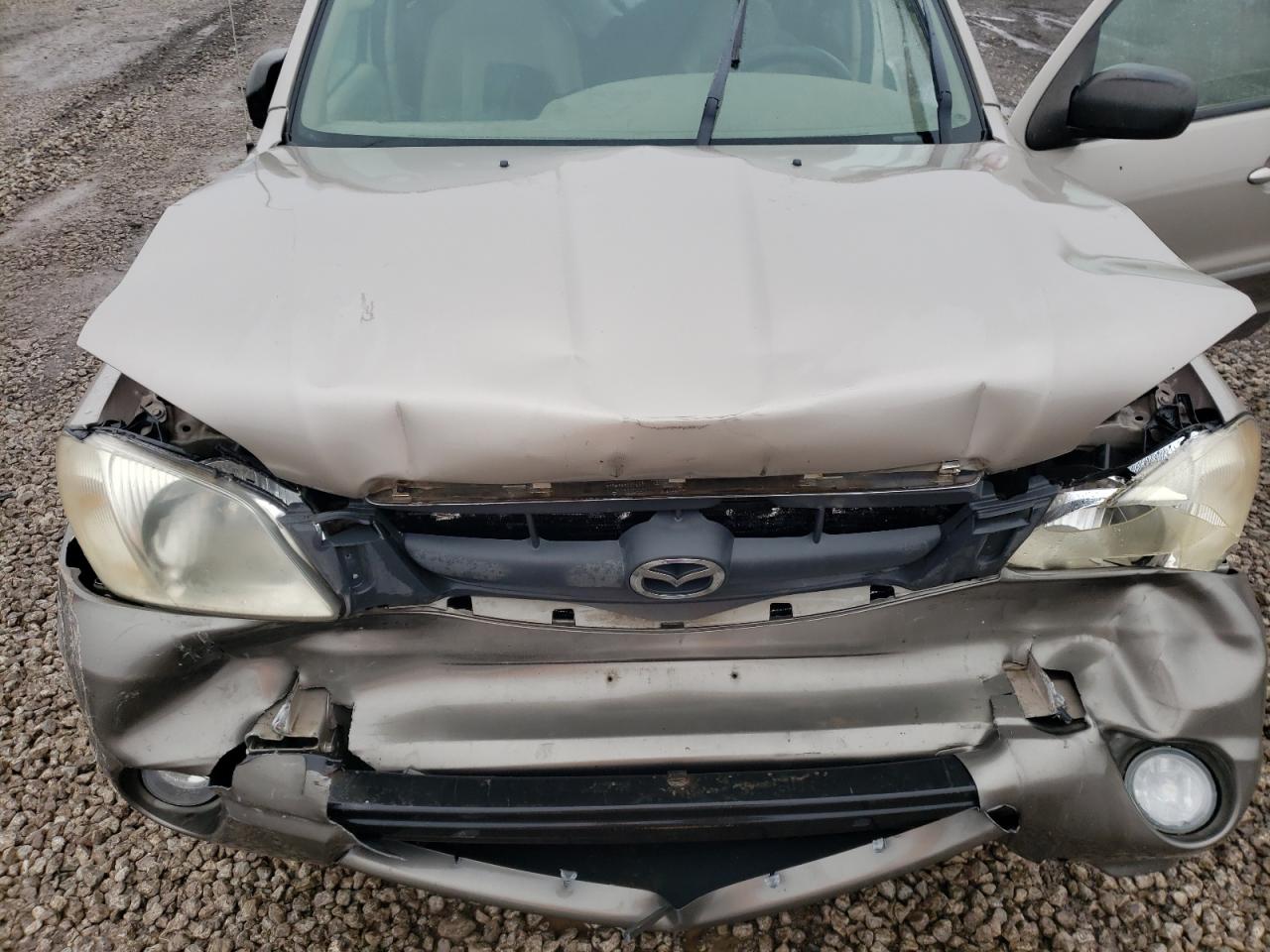 2001 Mazda Tribute VIN 4F2YU08121KM55426 Copart auction photo, rear end / front end damage thumbnail 12