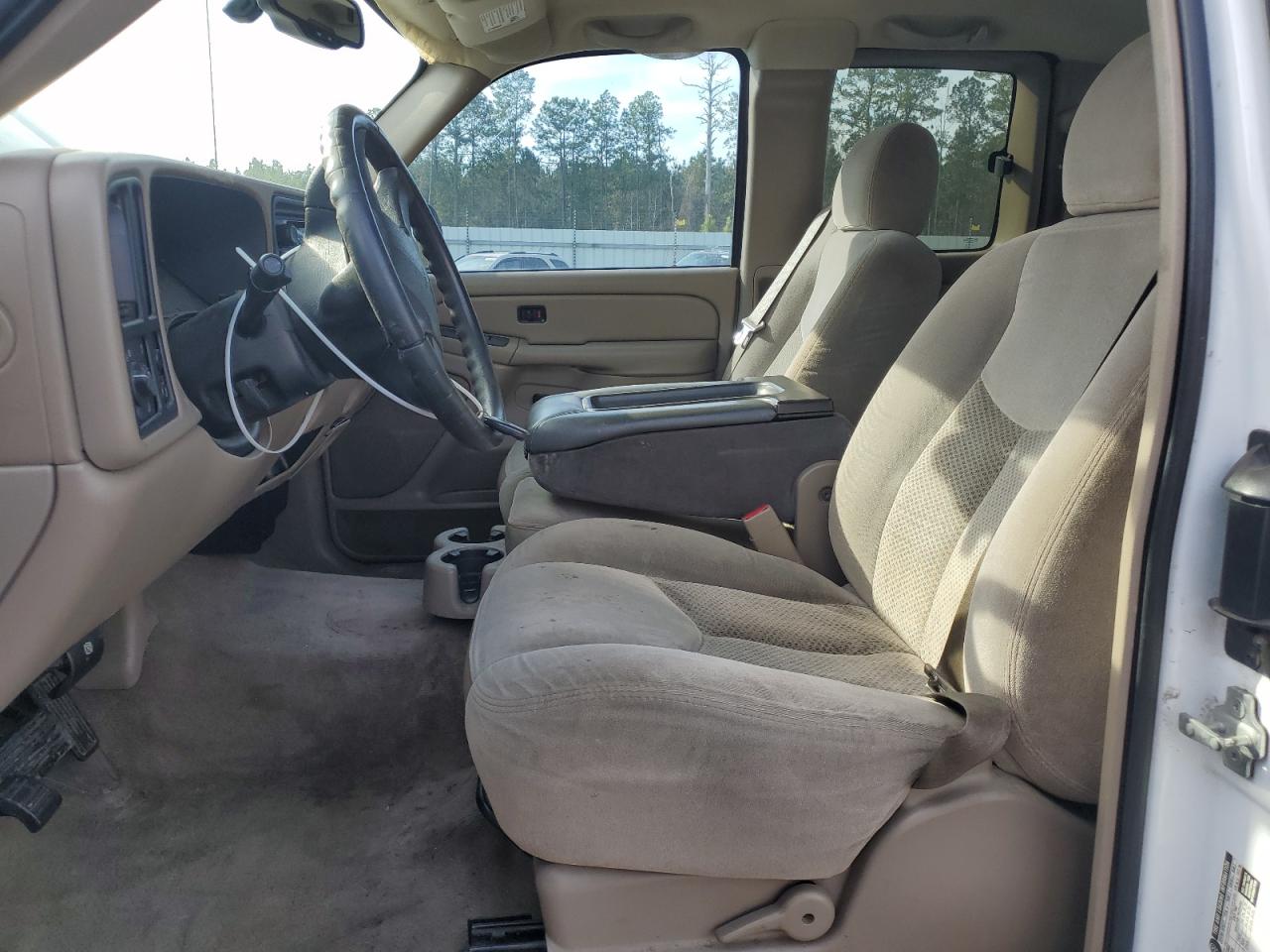 2005 Chevrolet Silverado VIN 2GCEC19V151207994 Copart auction photo, front end damage thumbnail 7