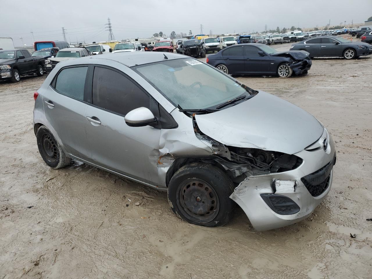 2013 Mazda 2 VIN JM1DE1KY7D0161656 Copart auction photo, front end / undercarriage damage thumbnail 4