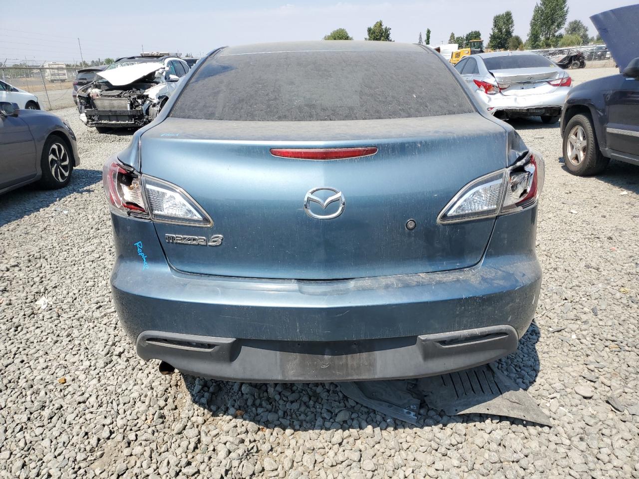 2011 Mazda 3 VIN JM1BL1UG5B1495984 Copart auction photo, vandalism damage thumbnail 6