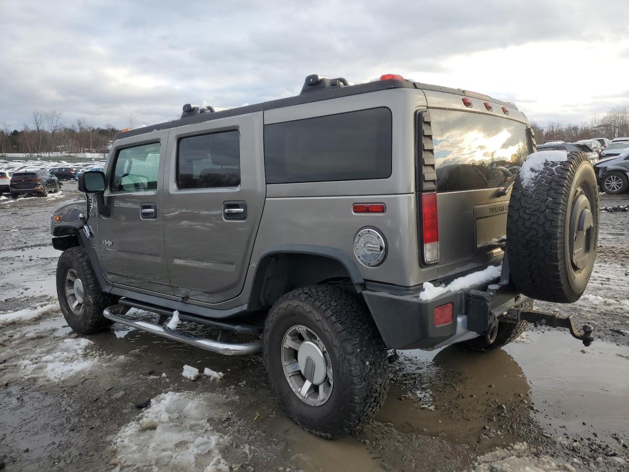 2008 Hummer H2 VIN 5GRGN23808H107414 Copart auction photo, side / rear end damage thumbnail 2