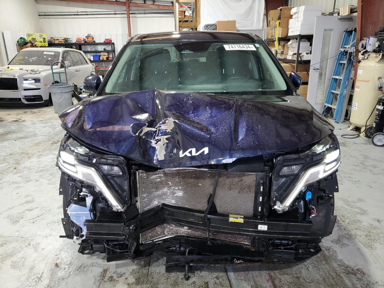 2024 KIA Carnival VIN KNDNB4H35R6307762 Copart auction photo, front end damage thumbnail 5