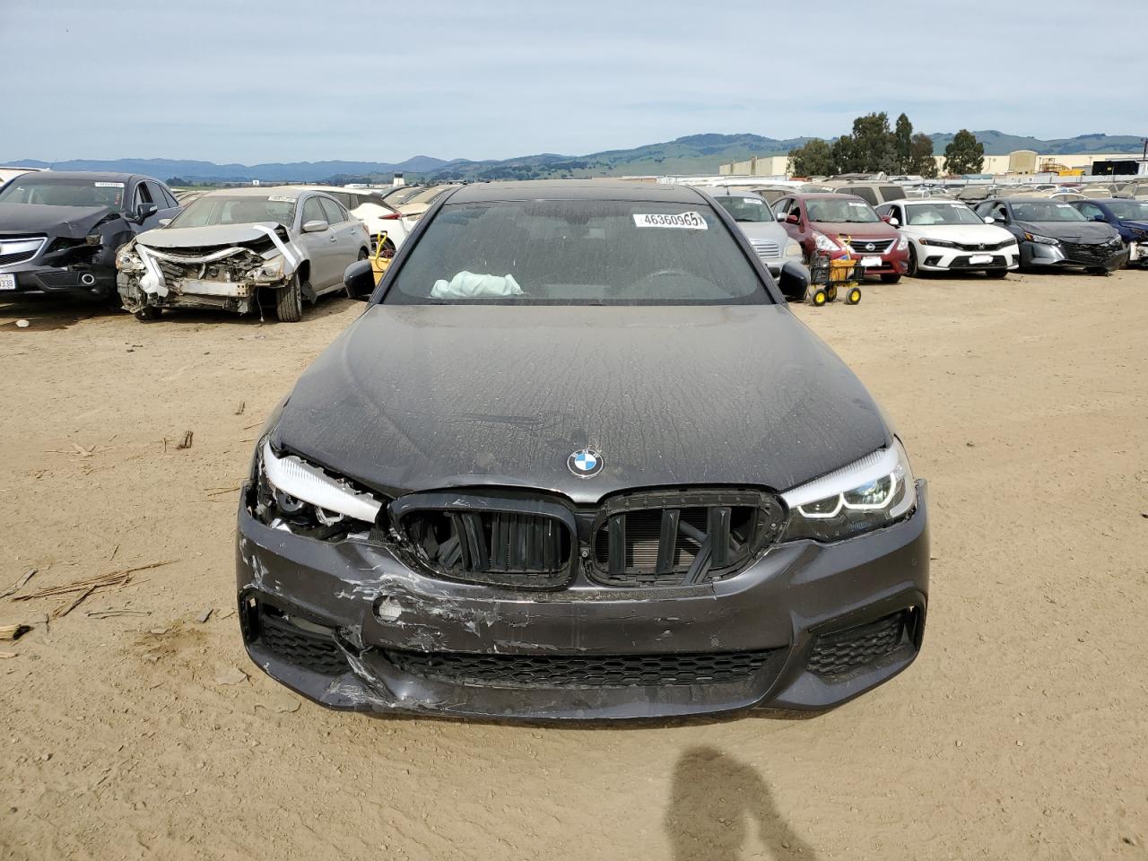 2018 BMW 5er VIN WBAJE5C59JWA92900 Copart auction photo, front end damage thumbnail 5