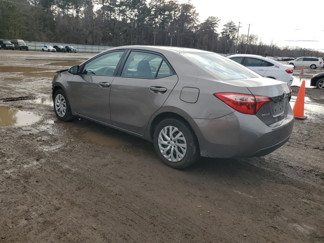 2018 Toyota Corolla VIN 5YFBURHEXJP830123 Copart auction photo, front end damage thumbnail 2