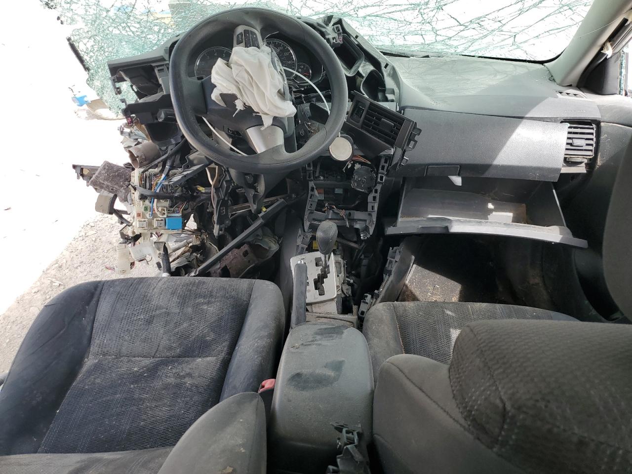 2011 Toyota Corolla VIN 2T1BU4EEXBC639889 Copart auction photo, side / all over damage thumbnail 8