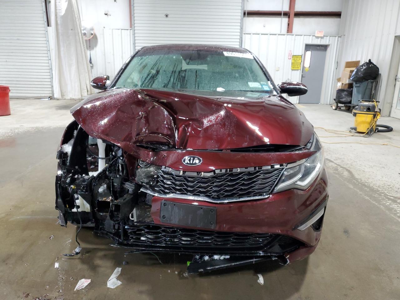 2019 KIA Optima VIN 5XXGT4L37KG370446 Copart auction photo, front end / rear end damage thumbnail 5