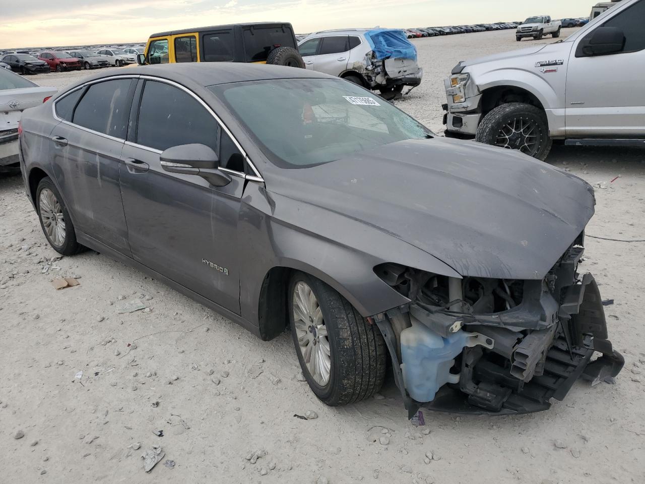 2013 Ford Fusion VIN 3FA6P0LU6DR342360 Copart auction photo, front end / side damage thumbnail 4