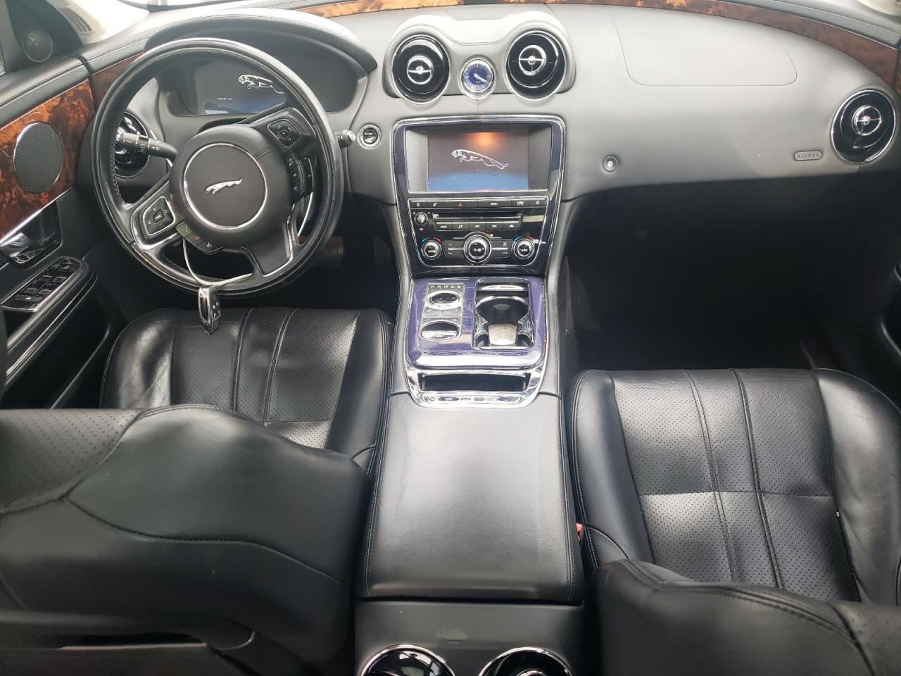 2012 Jaguar XJ VIN SAJWA1CB6CLV23313 Copart auction photo, rear end / front end damage thumbnail 8