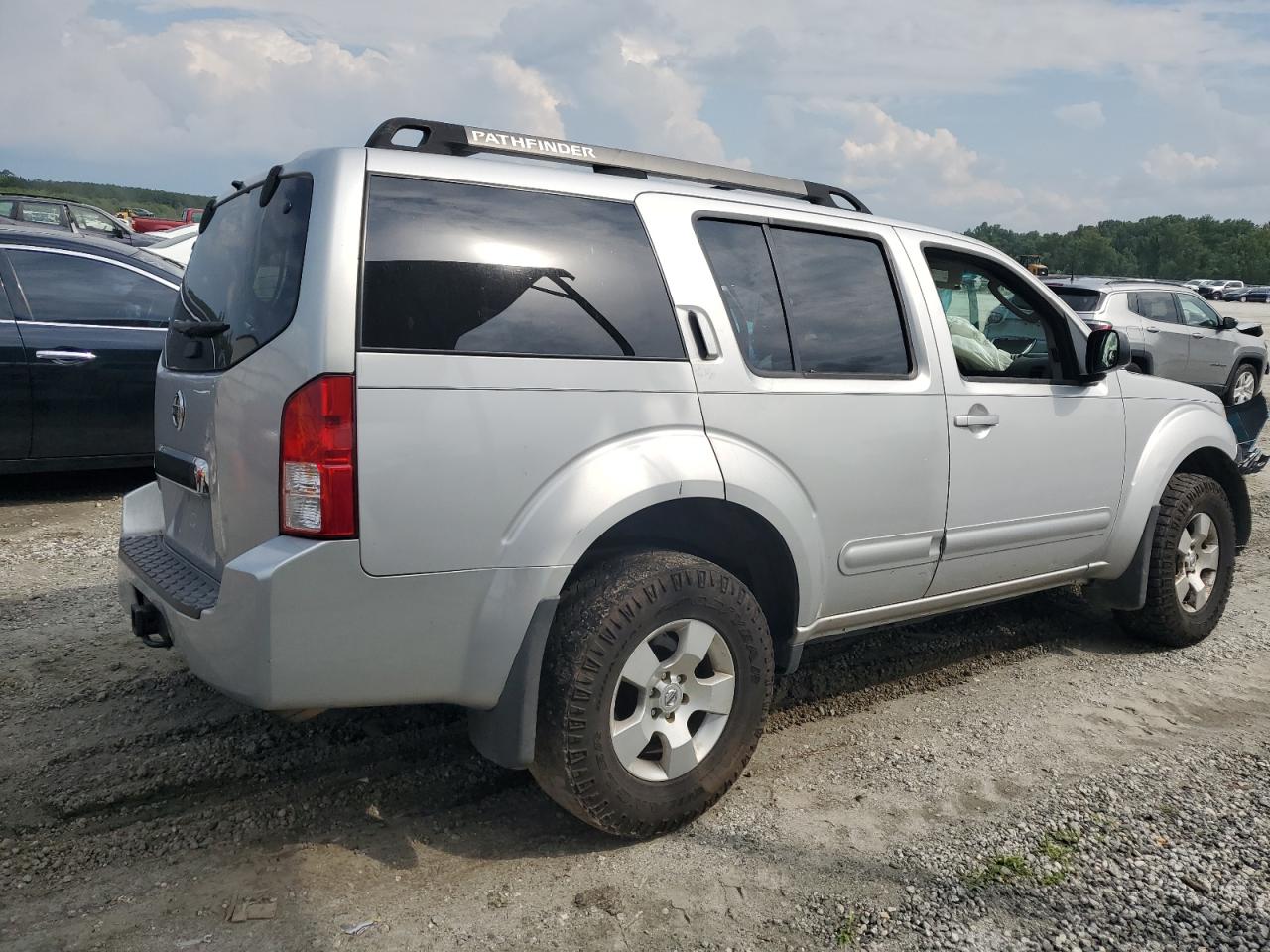 2006 Nissan Pathfinder VIN 5N1AR18W26C682956 Copart auction photo, all over damage thumbnail 3