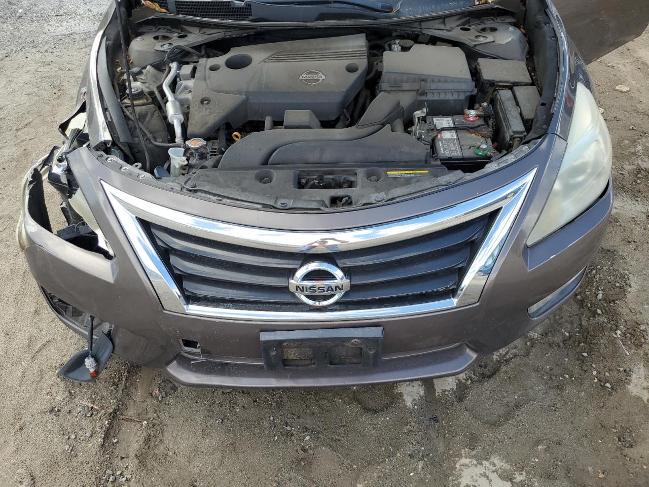 2014 Nissan Altima VIN 1N4AL3AP8EN214646 Copart auction photo, front end / side damage thumbnail 11