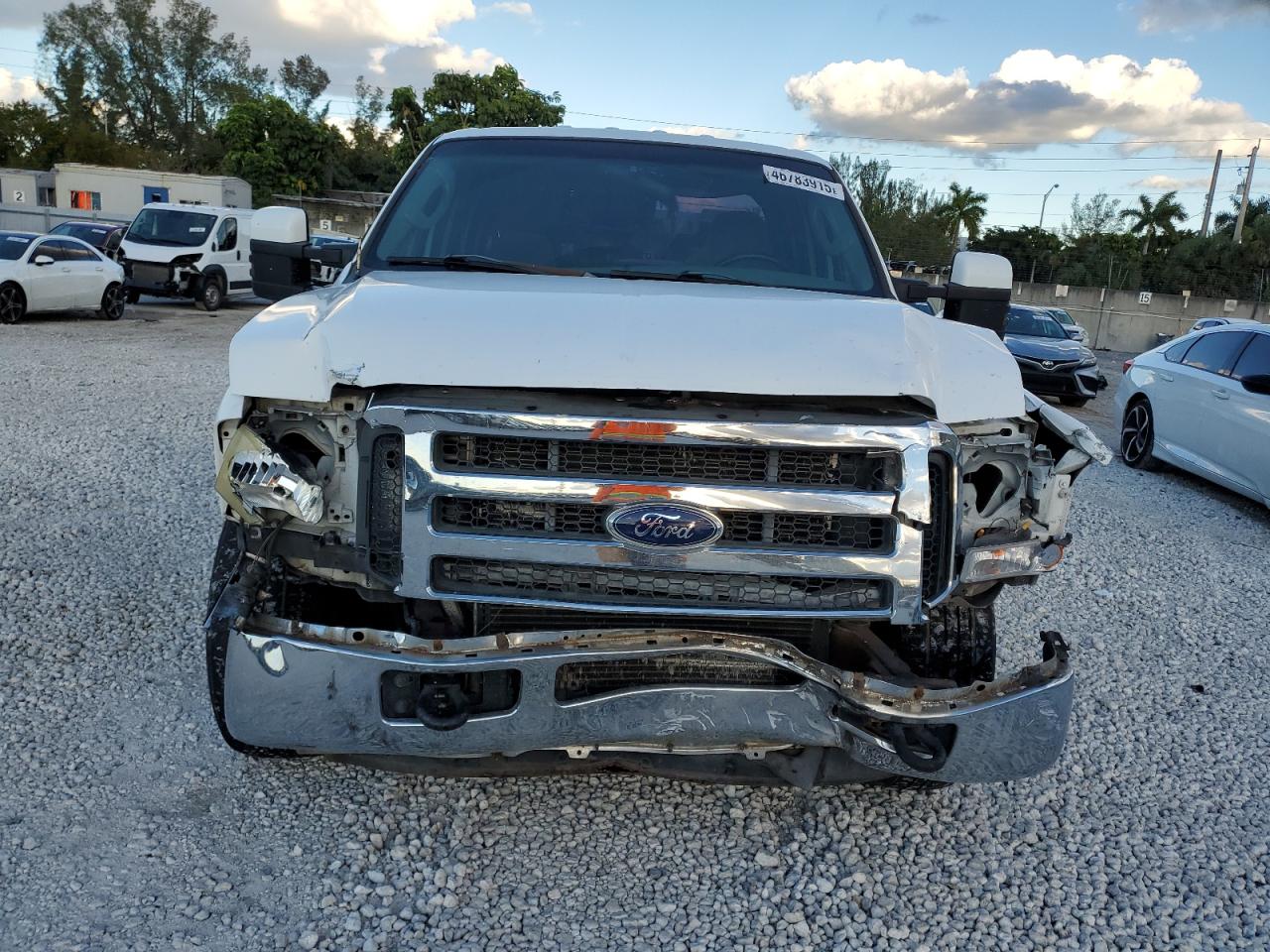 2004 Ford F250 VIN 1FTNW20P14EA95688 Copart auction photo, front end / rear end damage thumbnail 5