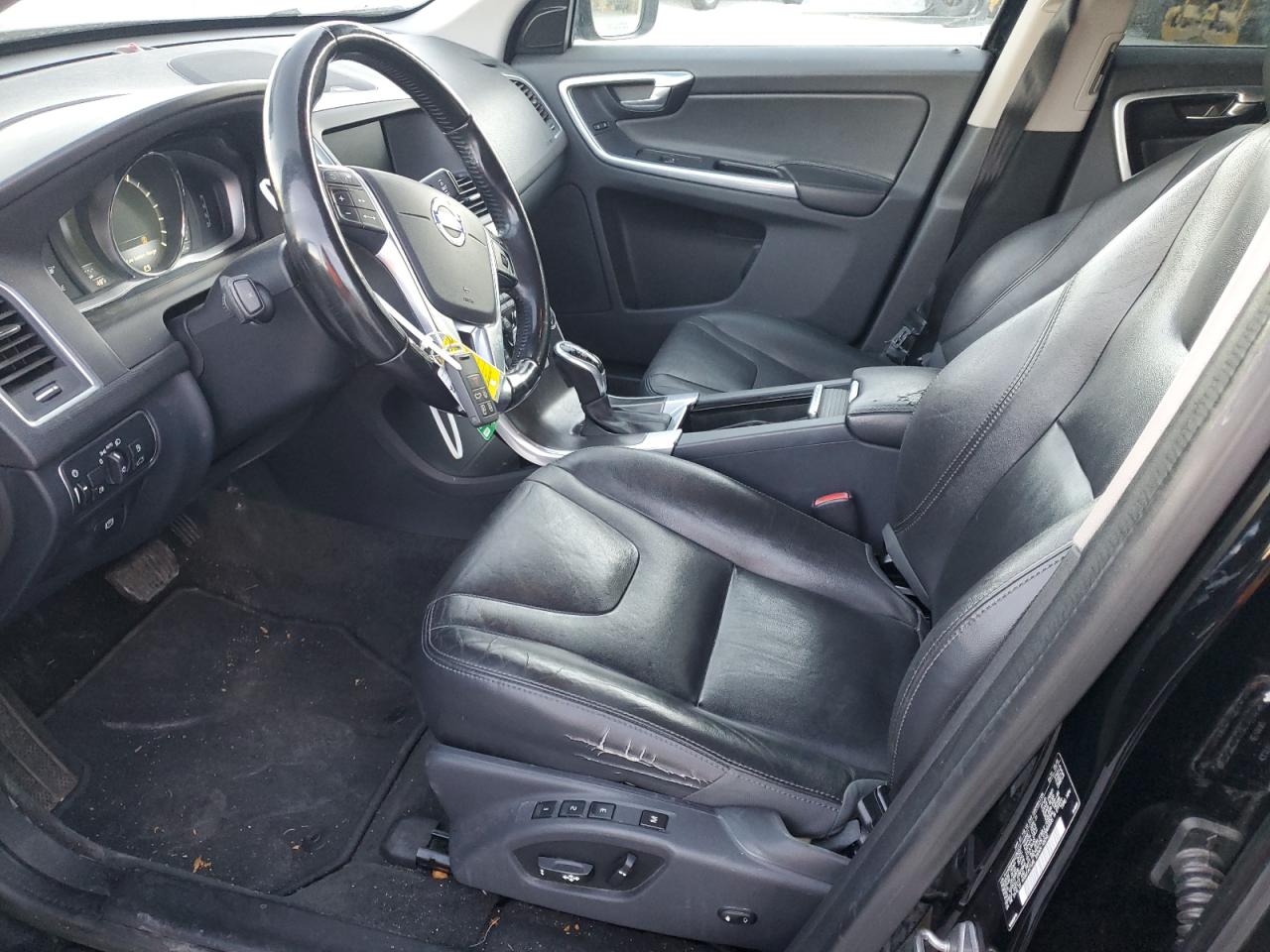2016 Volvo XC60 VIN YV440MDM9G2783577 Copart auction photo, rear end damage thumbnail 7