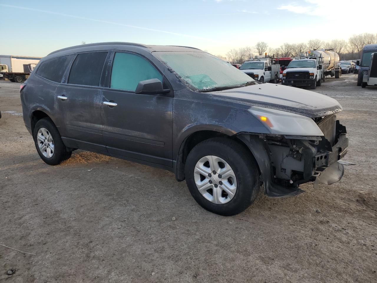 2015 Chevrolet Traverse VIN 1GNKRFED8FJ198821 Copart auction photo, front end / minor dent/scratches damage thumbnail 4