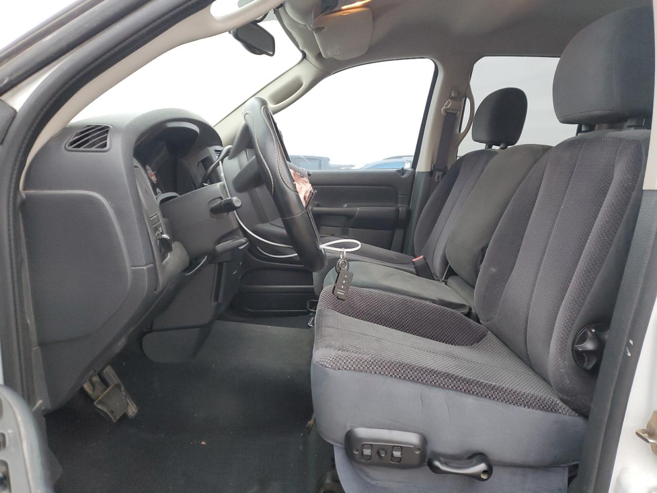 2005 Dodge RAM VIN 1D7HA18N05S114216 Copart auction photo, front end damage thumbnail 7