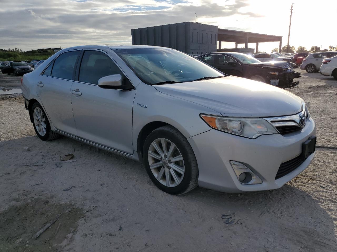 2012 Toyota Camry VIN 4T1BD1FK2CU032498 Copart auction photo, rear end / minor dent/scratches damage thumbnail 4