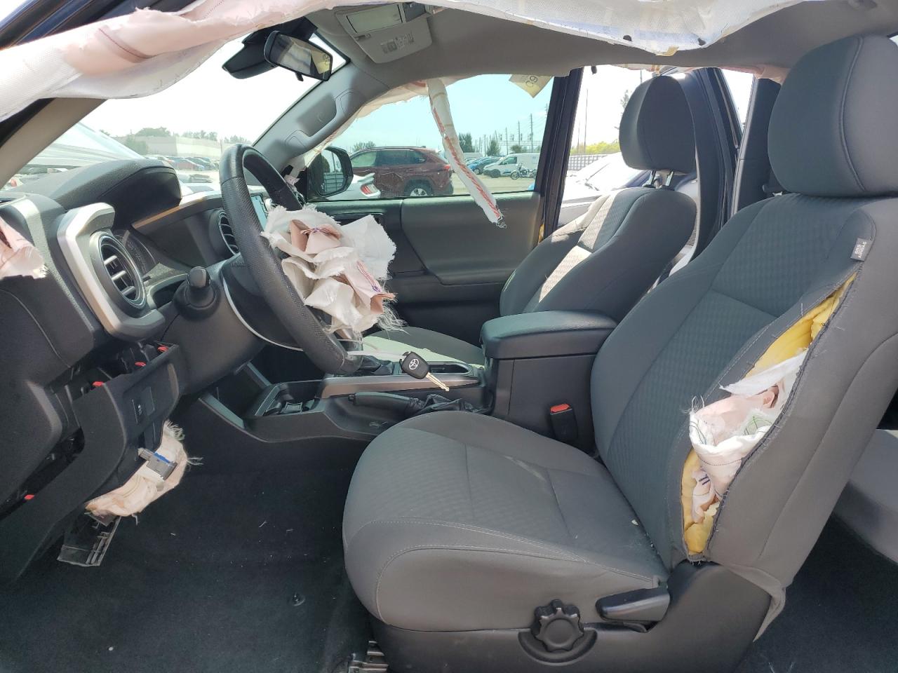 2020 Toyota Tacoma VIN 5TFRX5GN0LX176432 Copart auction photo, front end / side damage thumbnail 7