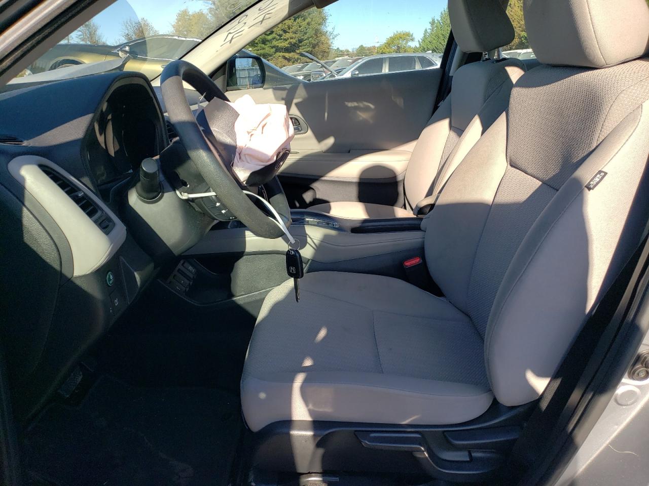 2017 Honda HR-V VIN 3CZRU6H30HG707209 Copart auction photo, front end / minor dent/scratches damage thumbnail 7