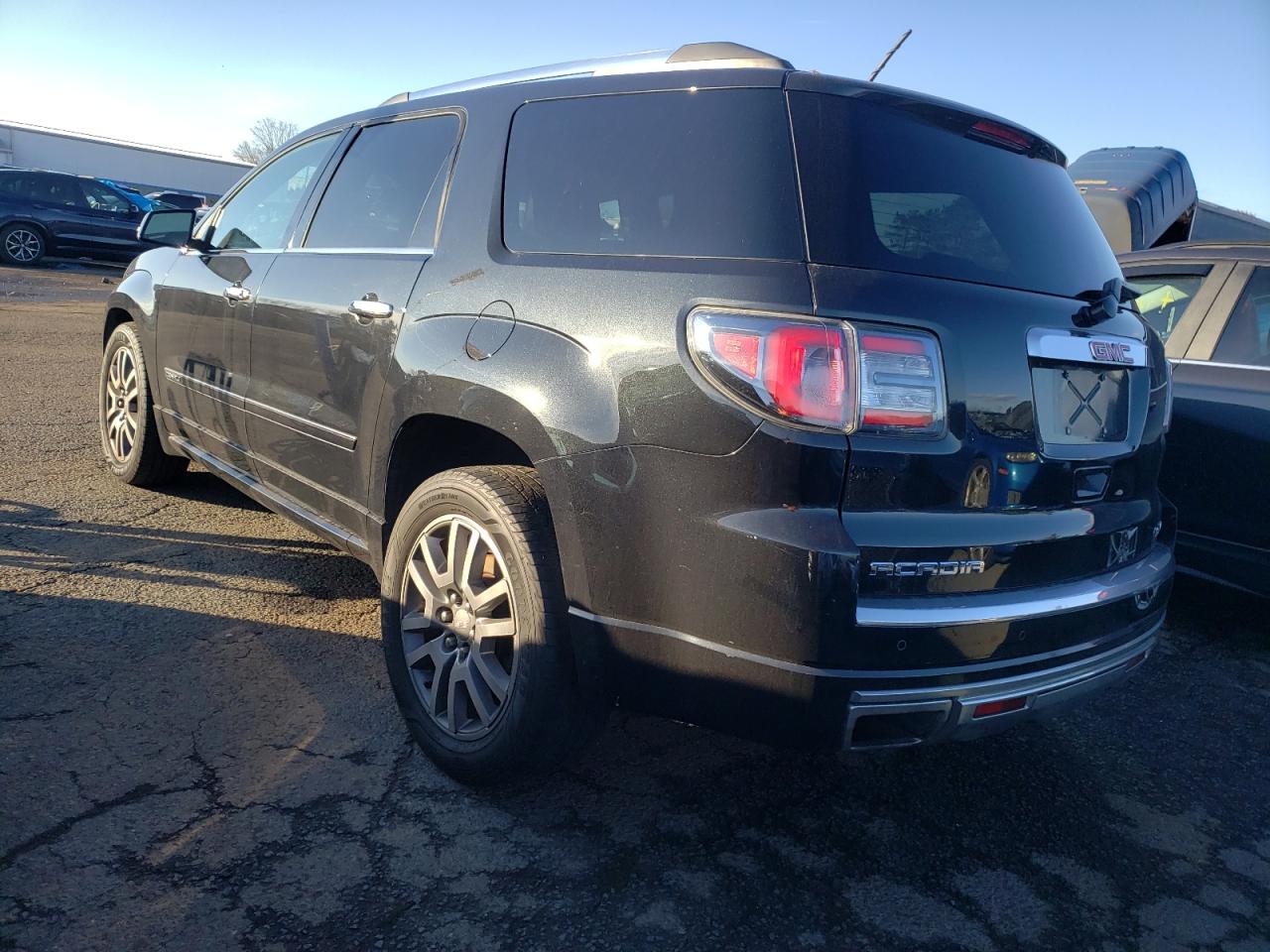 2014 GMC Acadia VIN 1GKKVTKD7EJ269260 Copart auction photo, front end / minor dent/scratches damage thumbnail 2