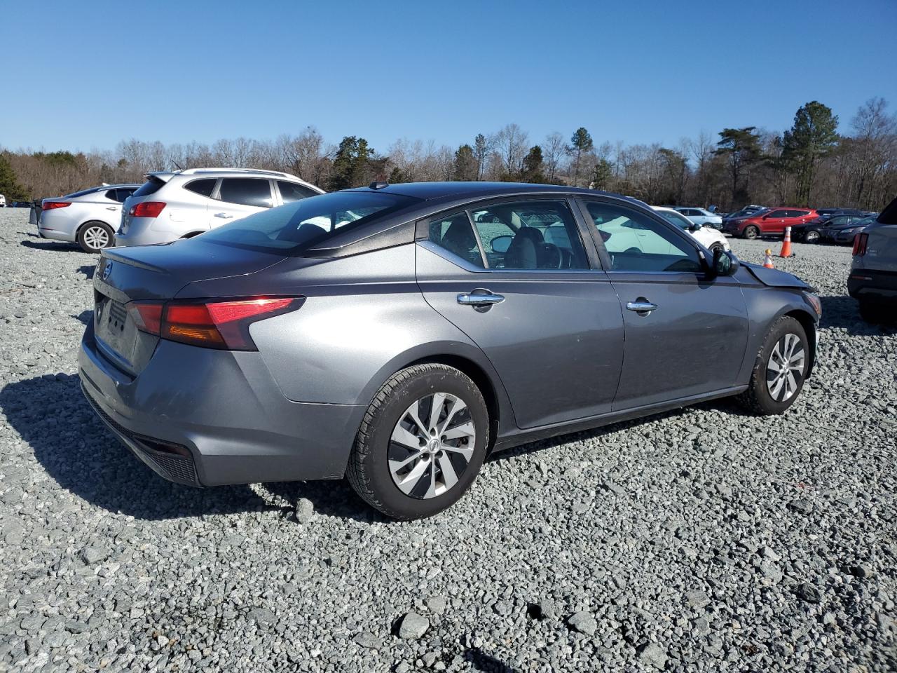 2020 Nissan Altima VIN 1N4BL4BVXLC226975 Copart auction photo, front end damage thumbnail 3