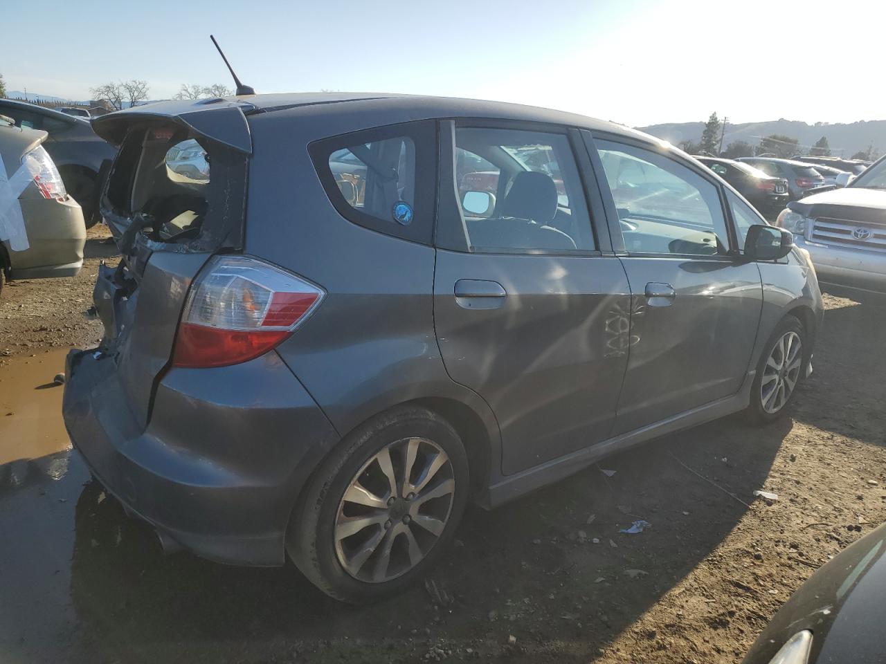 2013 Honda Fit VIN JHMGE8G56DC041199 Copart auction photo, rear end damage thumbnail 3