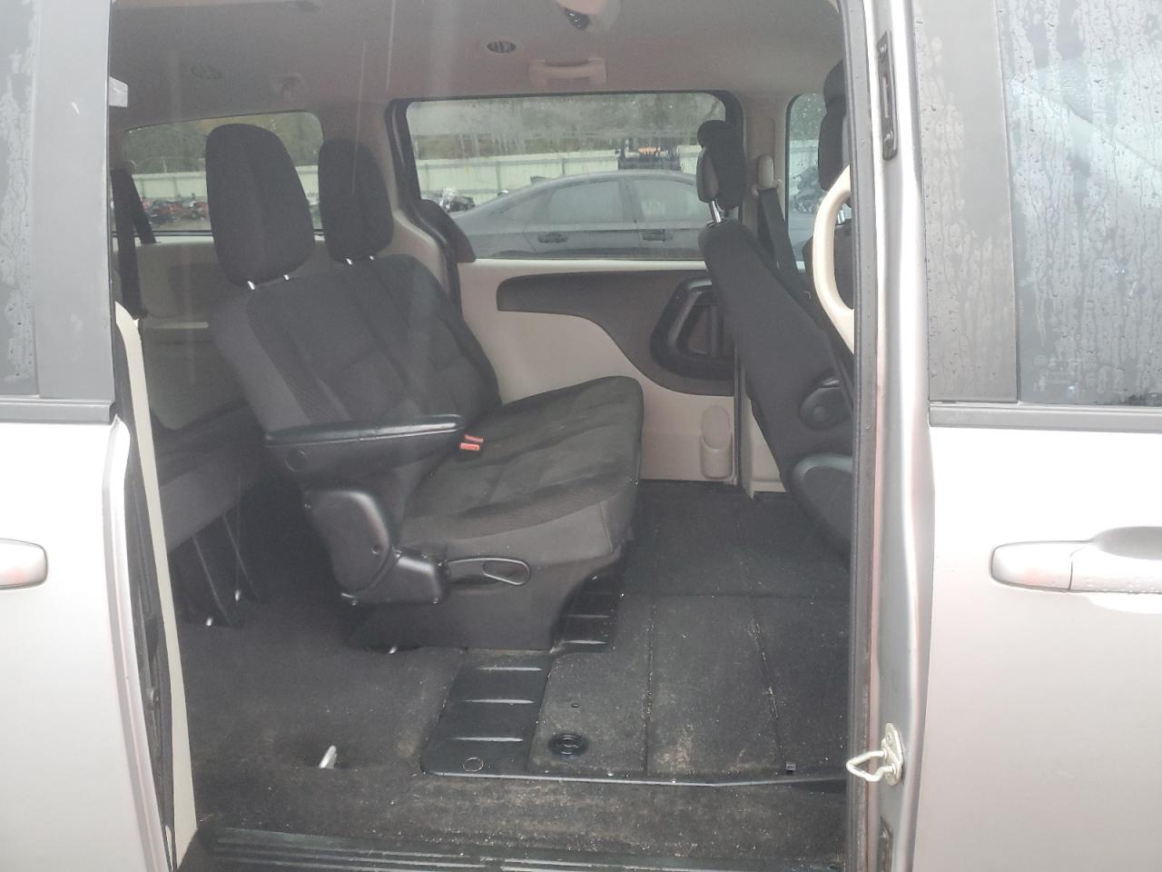 2018 Dodge Caravan VIN 2C4RDGBG7JR161600 Copart auction photo, front end damage thumbnail 11