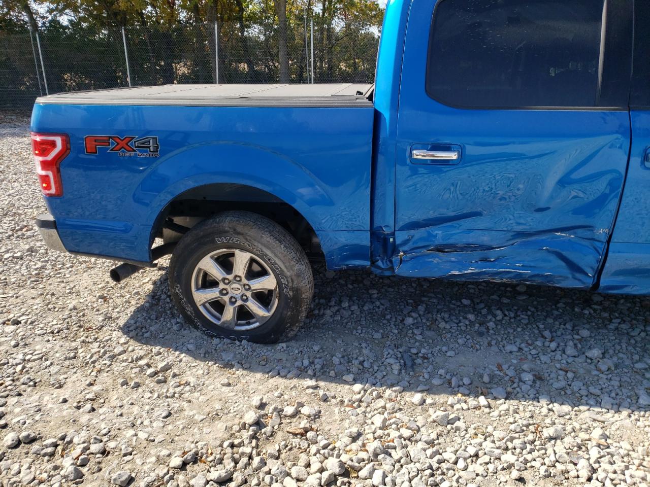 2020 Ford F-150 VIN 1FTEW1E59LFA32459 Copart auction photo, side / rear end damage thumbnail 9