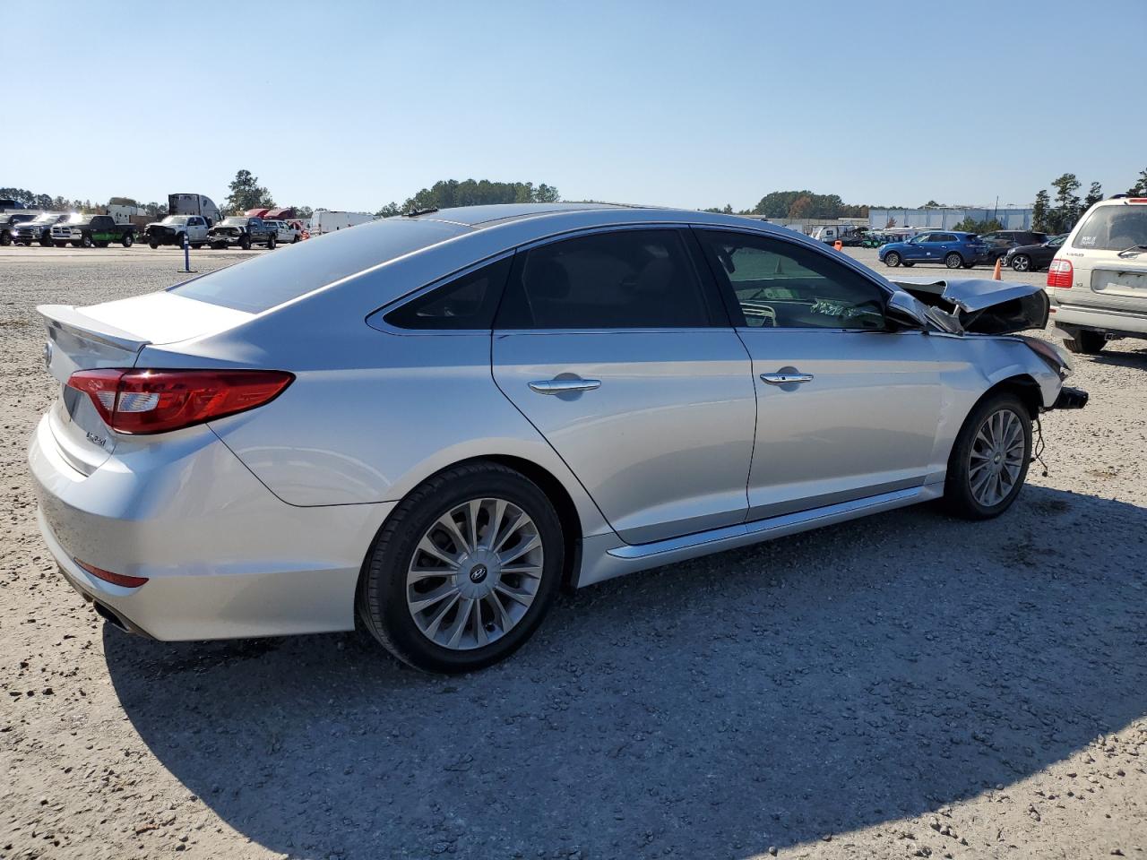 2015 Hyundai Sonata VIN 5NPE34AF9FH239453 Copart auction photo, front end / mechanical damage thumbnail 3