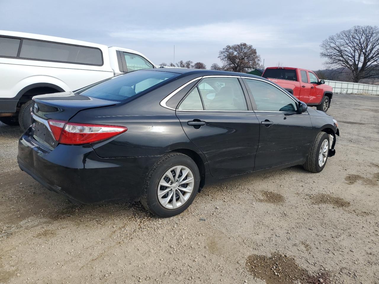 2015 Toyota Camry VIN 4T1BF1FK4FU099277 Copart auction photo, all over / rear end damage thumbnail 3