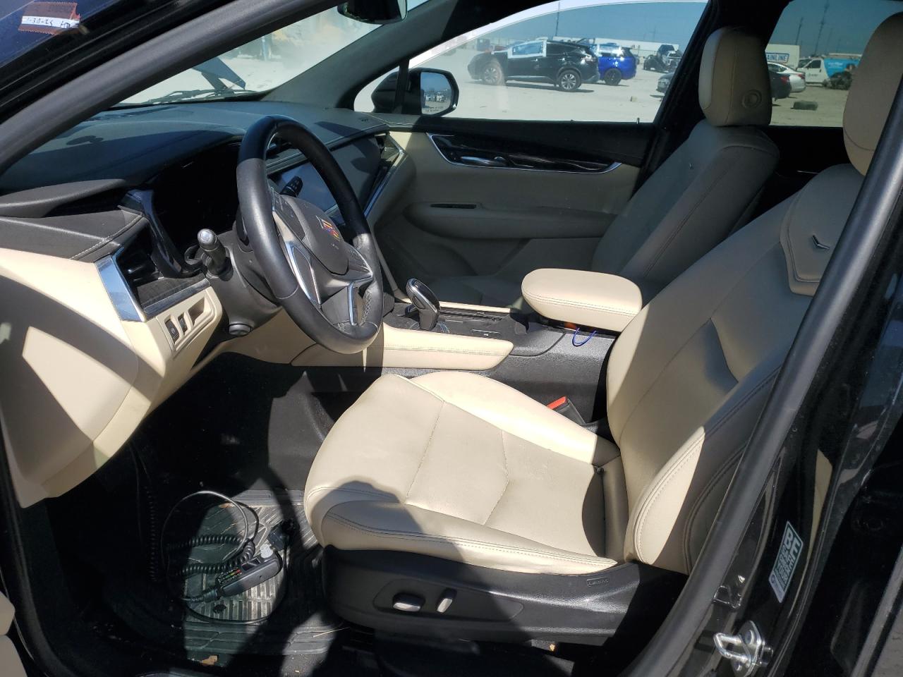 2018 Cadillac XT5 VIN 1GYKNARS2JZ219893 Copart auction photo, vandalism damage thumbnail 7
