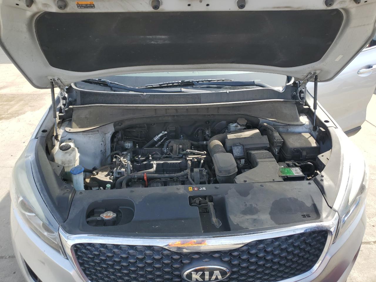 2018 KIA Sorento VIN 5XYPG4A31JG347813 Copart auction photo, front end damage thumbnail 12