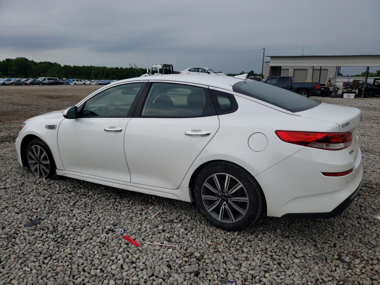 2019 KIA Optima VIN 5XXGT4L35KG359414 Copart auction photo, side damage thumbnail 2