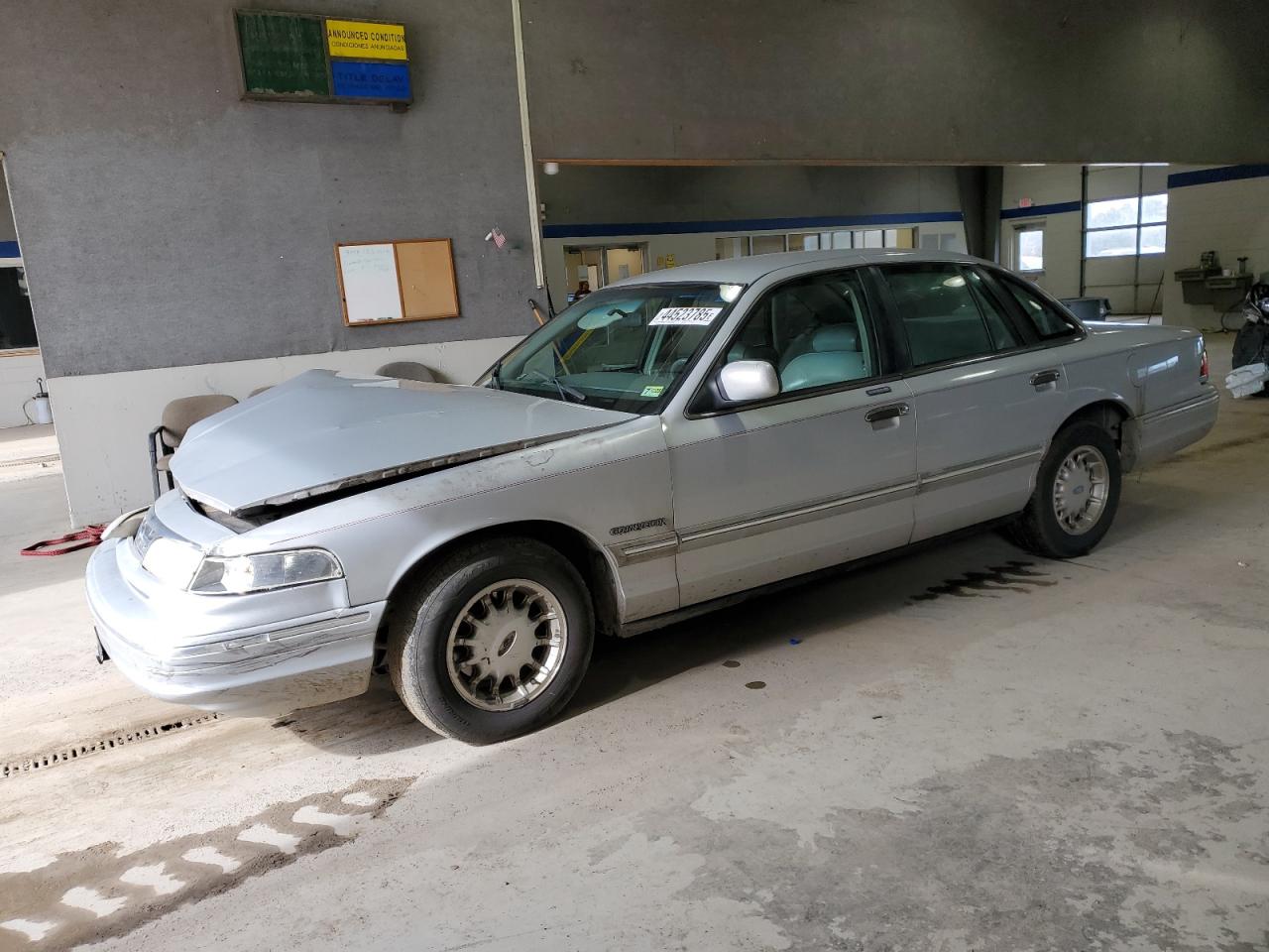 1995 Ford Crown Victoria VIN 2FALP74W3SX128971