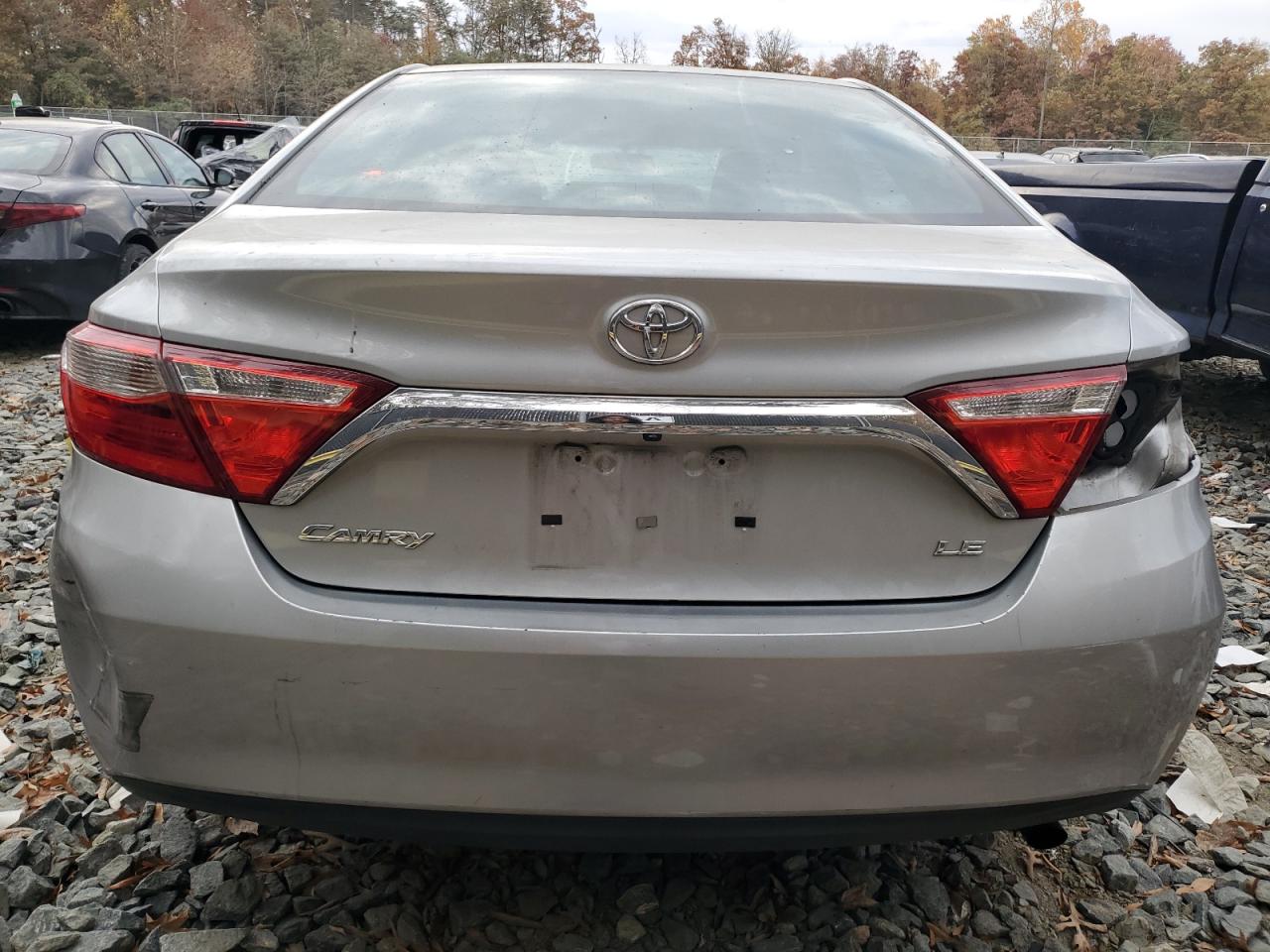 2015 Toyota Camry VIN 4T4BF1FK2FR468515 Copart auction photo, side damage thumbnail 6