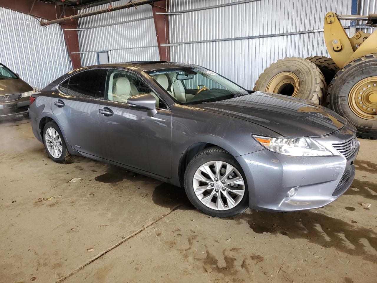 2014 Lexus ES VIN JTHBW1GG7E2050694 Copart auction photo, vandalism damage thumbnail 4